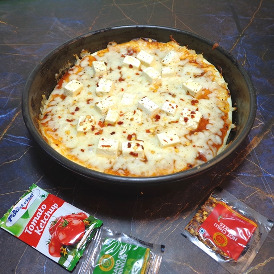 Paneer Cheese Pizza